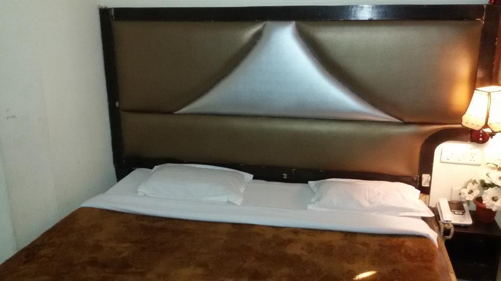 Tree Plaza Hotel 2*
